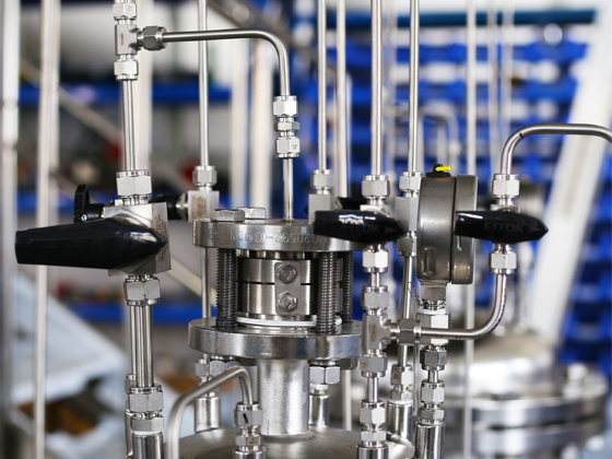 哈氏合金球閥 針閥 法蘭在反應(yīng)釜中的應(yīng)用