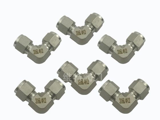 哈氏合金C276 直通變徑卡套接頭--化工機(jī)械反應(yīng)釜配套法蘭 閥門 管件生產(chǎn)廠家