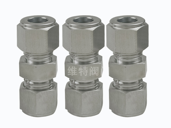 哈氏合金C276 異徑卡套接頭--化工機(jī)械反應(yīng)釜配套法蘭 閥門(mén) 管件生產(chǎn)廠(chǎng)家